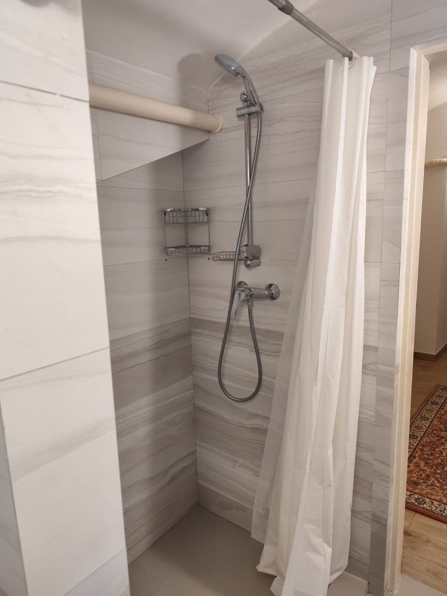 Prenájom bytu 1-izbový 42 m², Sudoměřská, Praha, Praha Prenájom bytu 1-izbový 42 m², Sudoměřská, Praha, Praha