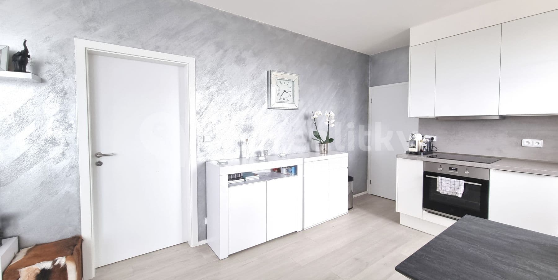 Prenájom bytu 2-izbový 56 m², Honzíkova, Praha, Praha Prenájom bytu 2-izbový 56 m², Honzíkova, Praha, Praha