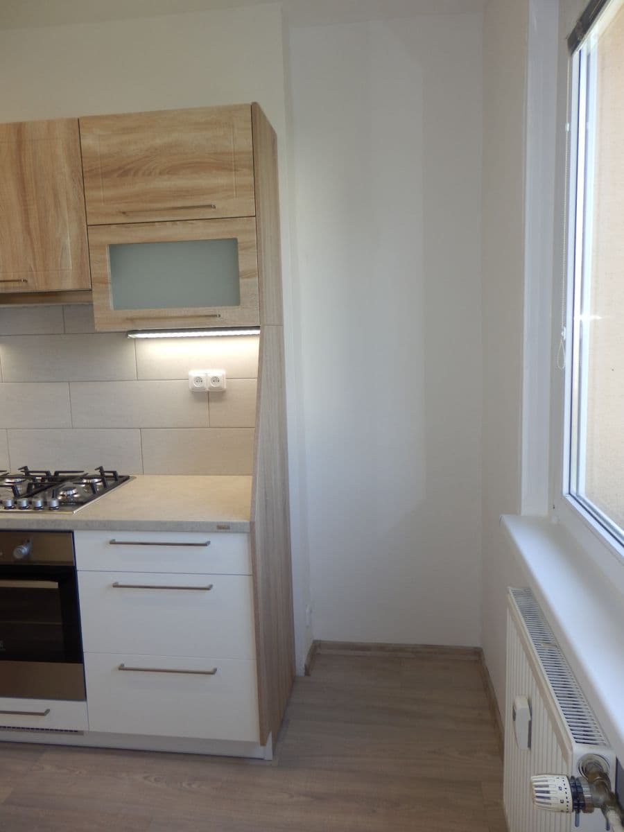 Predaj bytu 2-izbový 64 m², Tehovská, Praha, Praha Predaj bytu 2-izbový 64 m², Tehovská, Praha, Praha