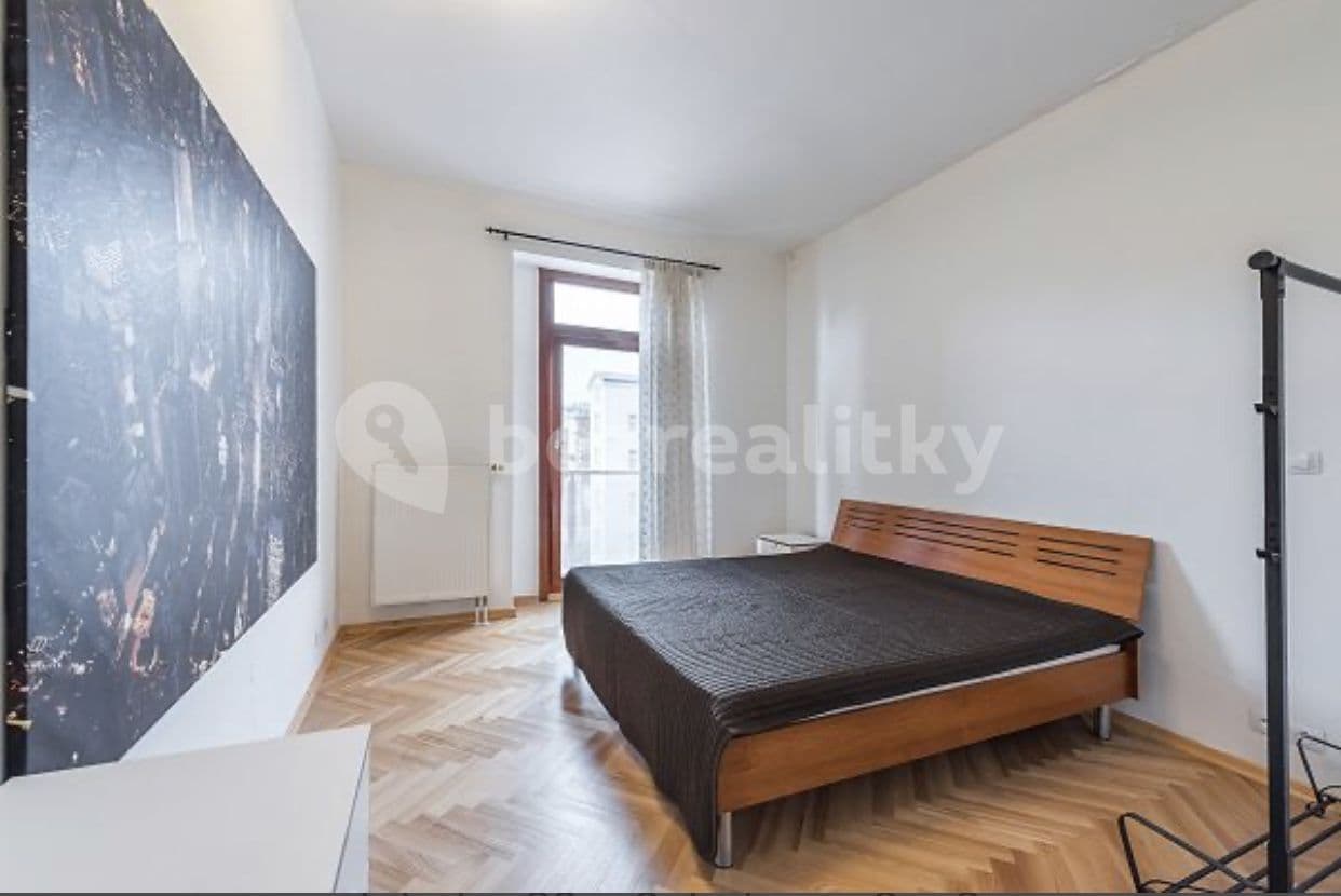 Prenájom bytu 3-izbový 95 m², Záhřebská, Praha, Praha Prenájom bytu 3-izbový 95 m², Záhřebská, Praha, Praha
