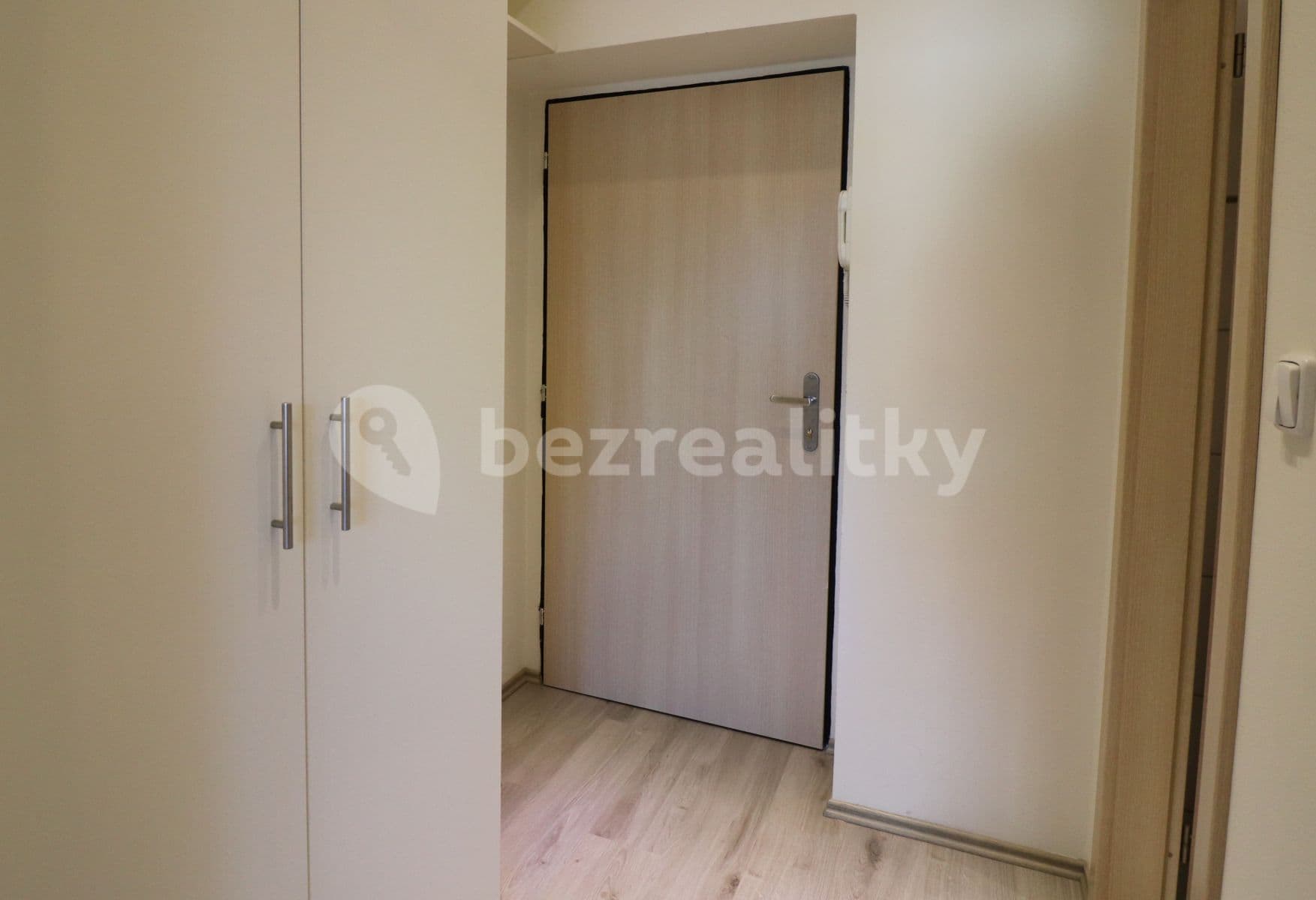 Prenájom bytu Garsoniéra 26 m², K Lánu, Praha, Praha Prenájom bytu Garsoniéra 26 m², K Lánu, Praha, Praha