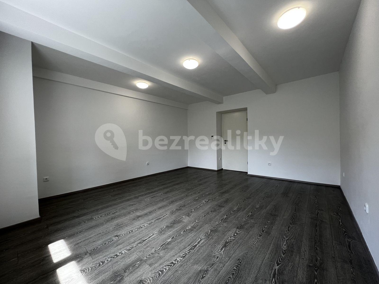 Prenájom bytu 1-izbový 23 m², Omská, Praha, Praha