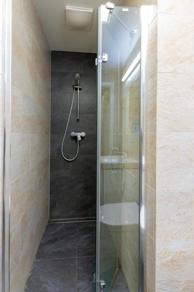 Prenájom bytu 4-izbový 91 m², Kališnická, Praha, Praha Prenájom bytu 4-izbový 91 m², Kališnická, Praha, Praha