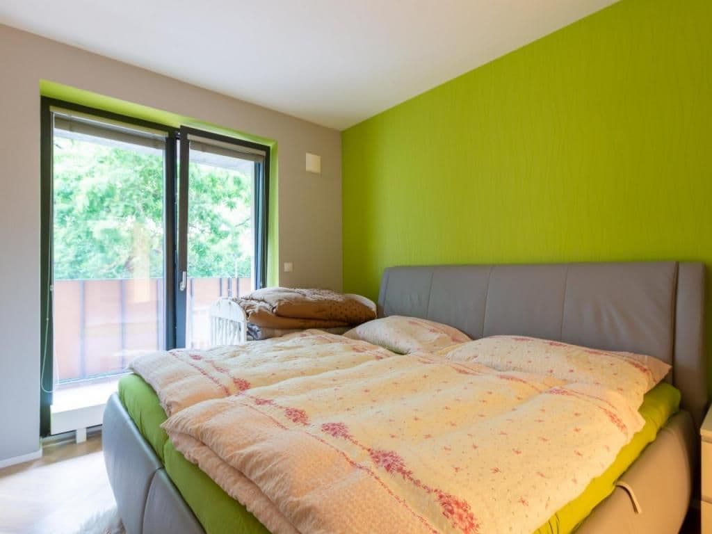 Prenájom bytu 4-izbový 91 m², Kališnická, Praha, Praha Prenájom bytu 4-izbový 91 m², Kališnická, Praha, Praha