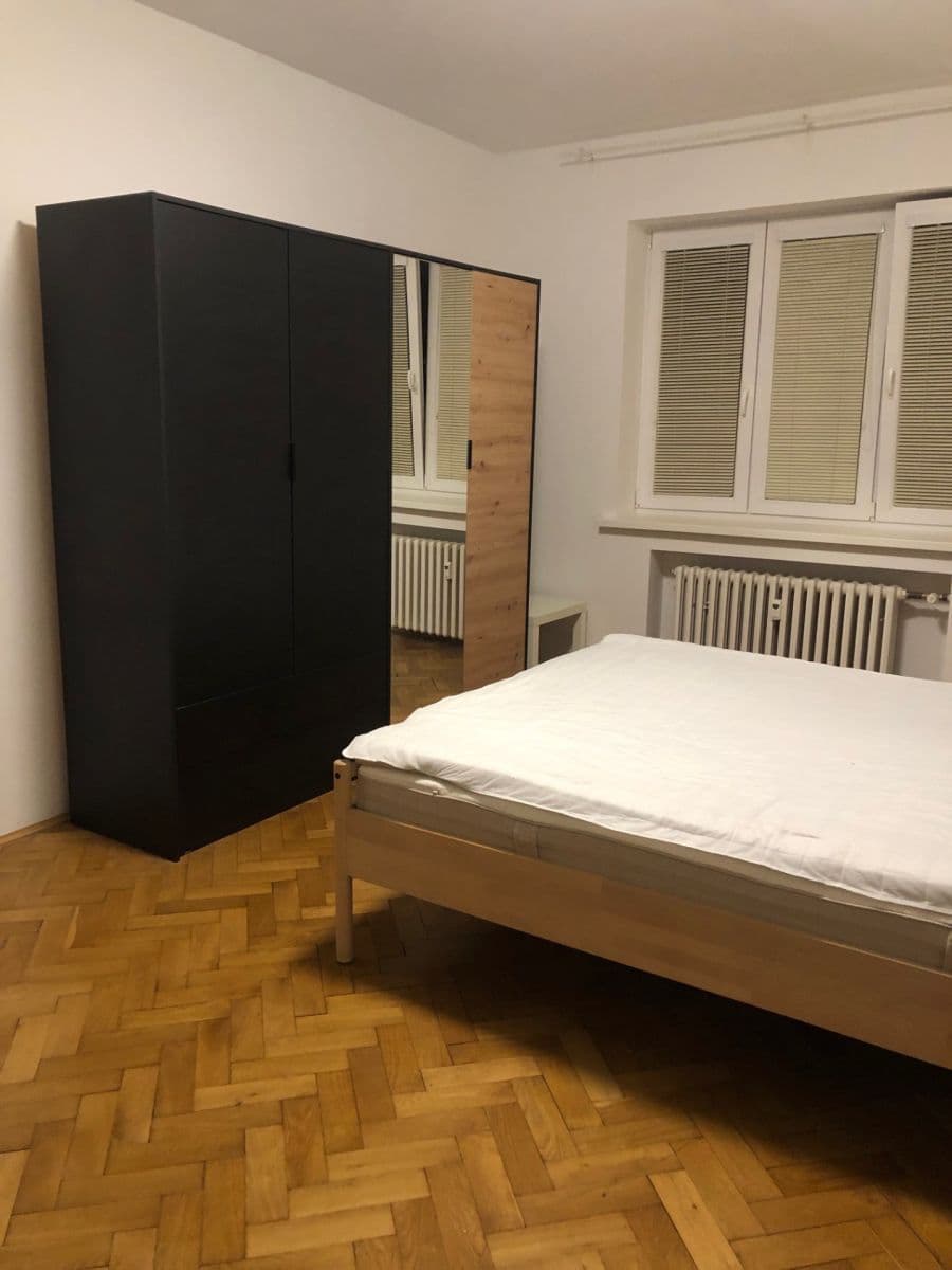 Prenájom bytu 3-izbový 71 m², Lužická, Bratislava - mestská časť Staré Mesto, Bratislavský kraj Prenájom bytu 3-izbový 71 m², Lužická, Bratislava - mestská časť Staré Mesto, Bratislavský kraj