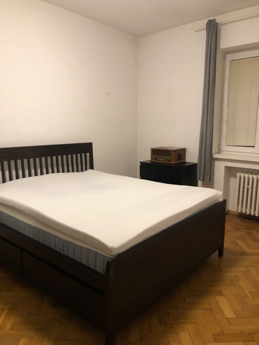 Prenájom bytu 3-izbový 71 m², Lužická, Bratislava - mestská časť Staré Mesto, Bratislavský kraj Prenájom bytu 3-izbový 71 m², Lužická, Bratislava - mestská časť Staré Mesto, Bratislavský kraj