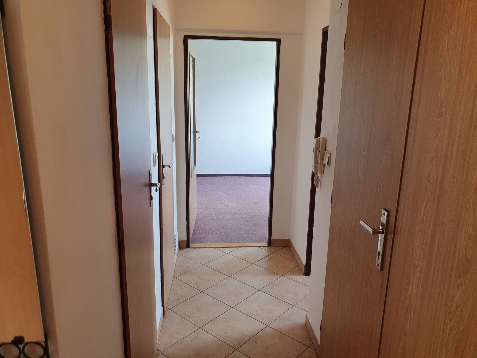 Prenájom bytu 2-izbový 61 m², Politických Vězňů, Plzeň, Plzeňský kraj Prenájom bytu 2-izbový 61 m², Politických Vězňů, Plzeň, Plzeňský kraj