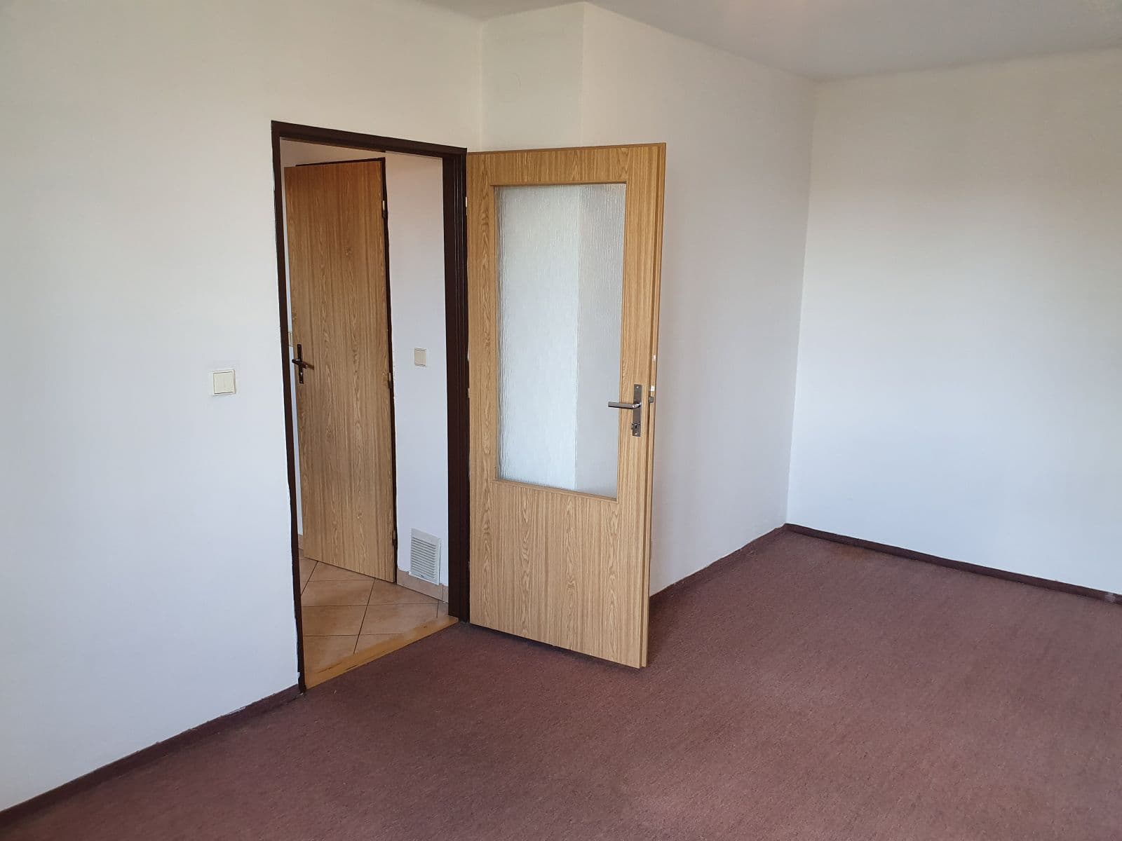 Prenájom bytu 2-izbový 61 m², Politických Vězňů, Plzeň, Plzeňský kraj Prenájom bytu 2-izbový 61 m², Politických Vězňů, Plzeň, Plzeňský kraj