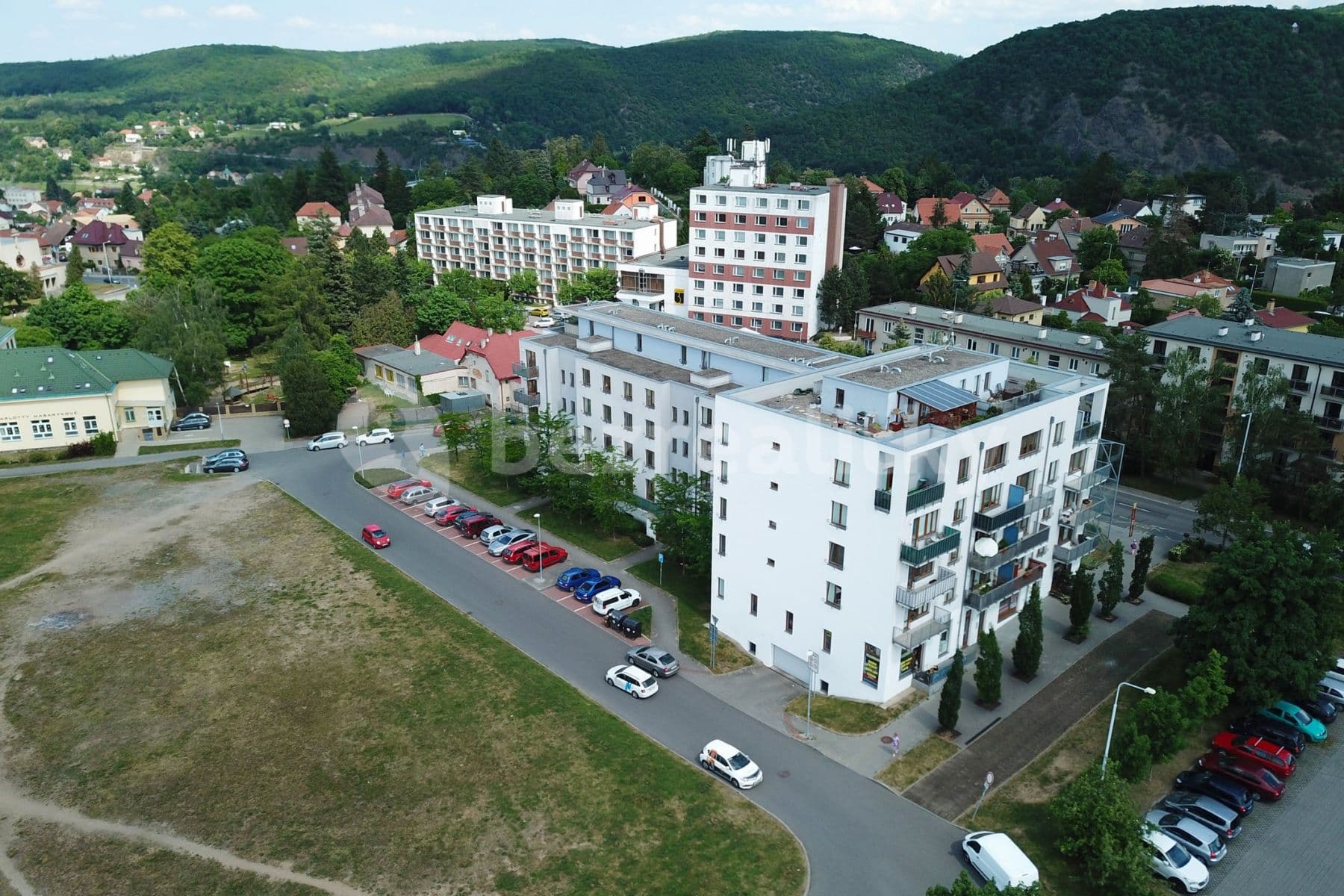 Prenájom bytu 3-izbový 90 m², Elišky Přemyslovny, Praha, Praha Prenájom bytu 3-izbový 90 m², Elišky Přemyslovny, Praha, Praha