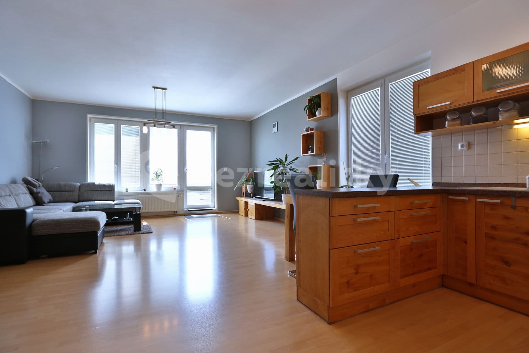 Prenájom bytu 3-izbový 90 m², Elišky Přemyslovny, Praha, Praha Prenájom bytu 3-izbový 90 m², Elišky Přemyslovny, Praha, Praha