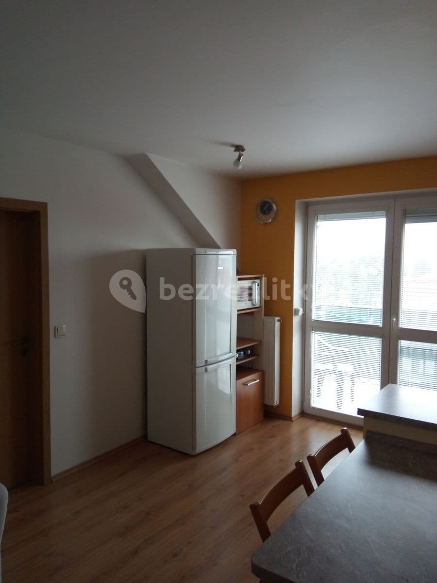 Prenájom bytu 2-izbový 44 m², Komenského, Židlochovice, Jihomoravský kraj Prenájom bytu 2-izbový 44 m², Komenského, Židlochovice, Jihomoravský kraj