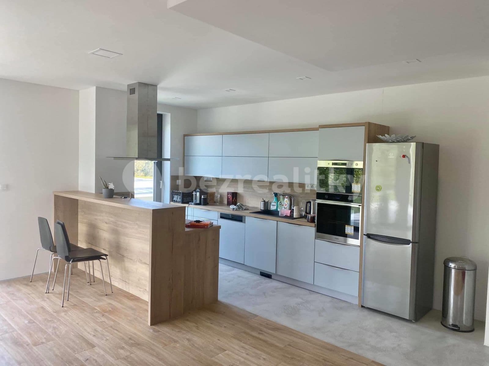 Prenájom bytu 2-izbový 73 m², 5. května, Dobřichovice, Středočeský kraj Prenájom bytu 2-izbový 73 m², 5. května, Dobřichovice, Středočeský kraj