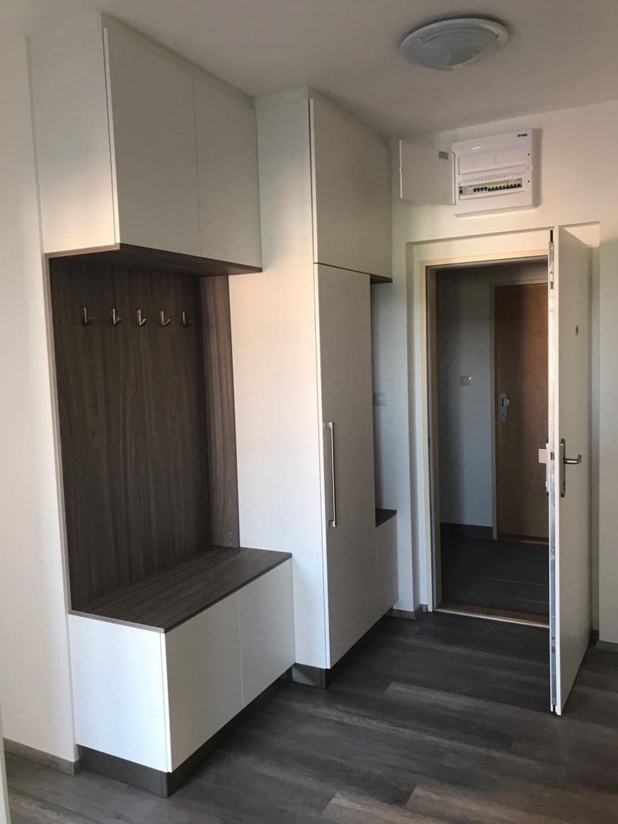 Prenájom bytu 3-izbový 71 m², Sentická, Brno, Jihomoravský kraj Prenájom bytu 3-izbový 71 m², Sentická, Brno, Jihomoravský kraj