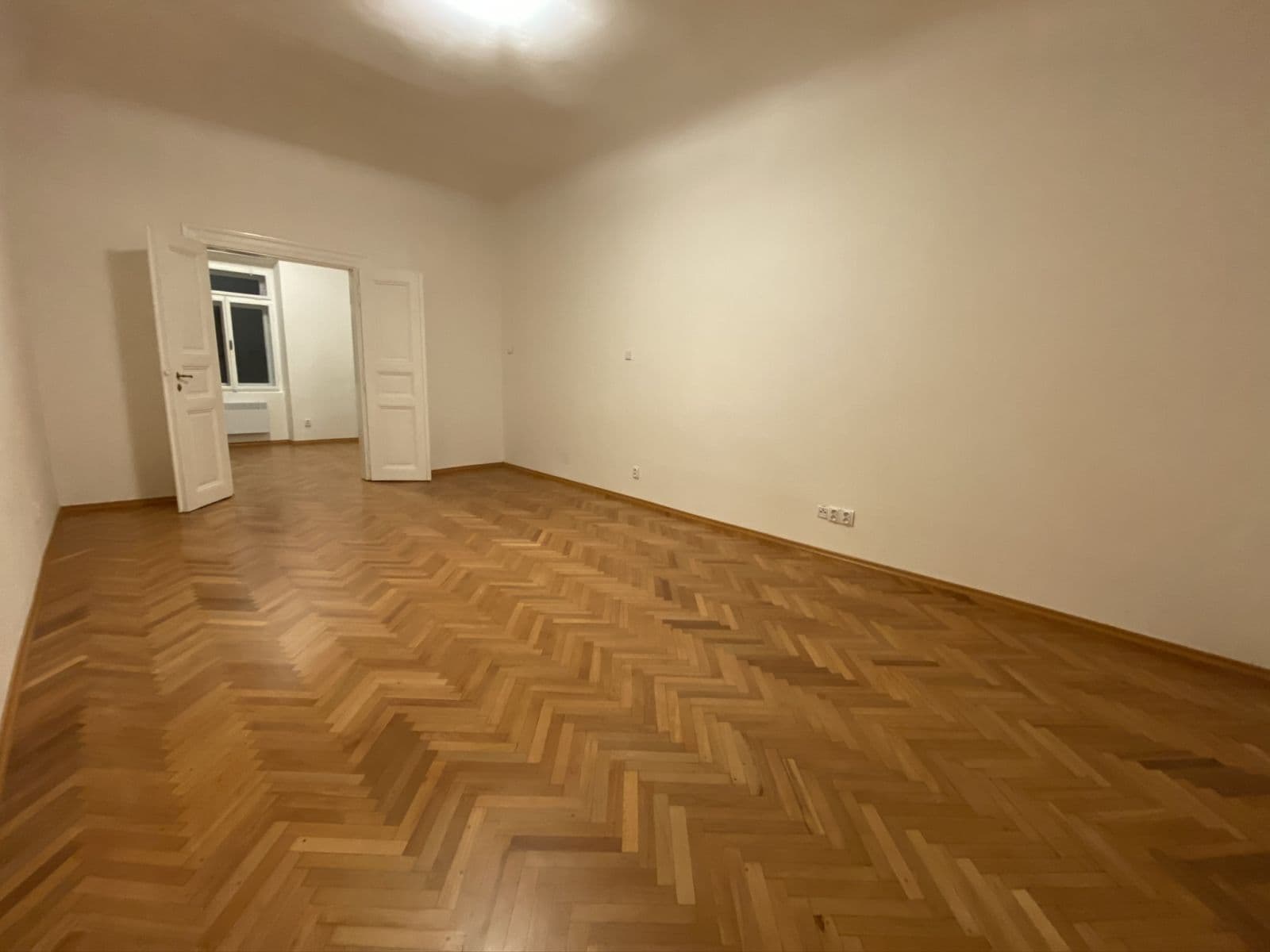 Prenájom bytu 1-izbový 53 m², Opatovická, Praha, Praha Prenájom bytu 1-izbový 53 m², Opatovická, Praha, Praha