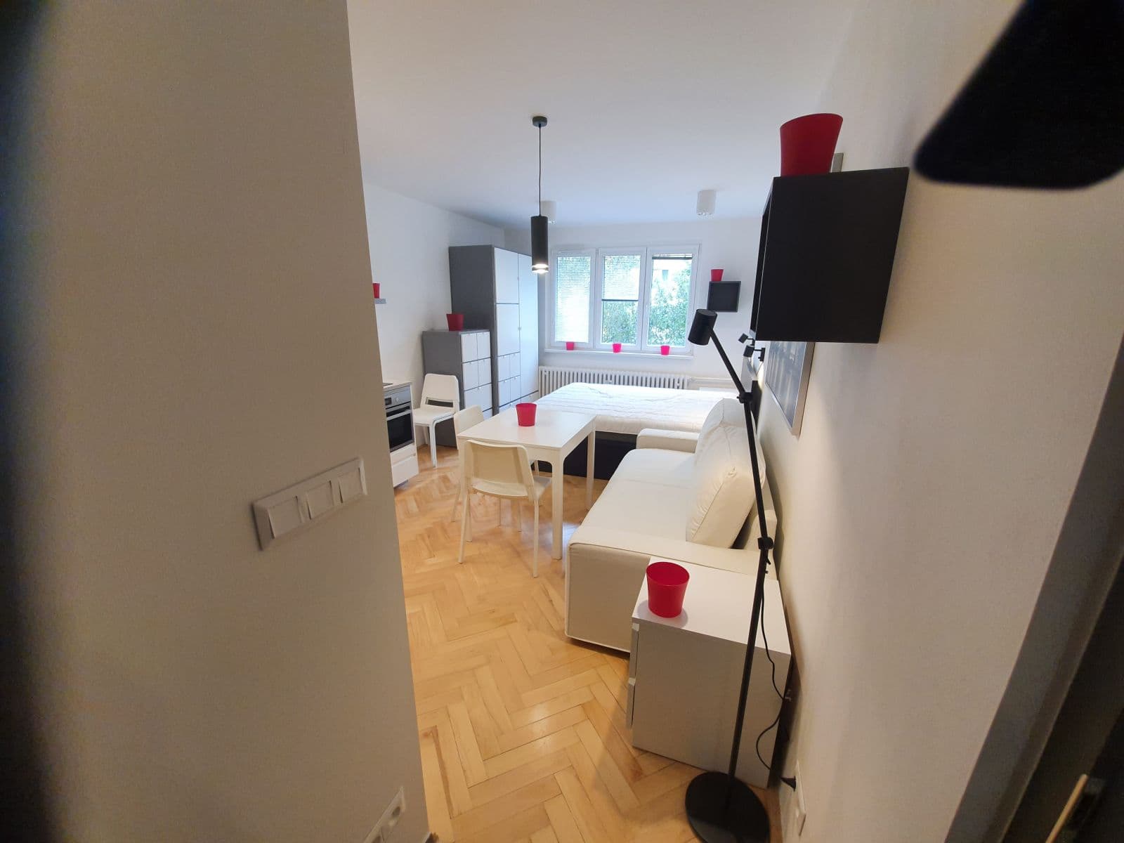 Prenájom bytu Garsoniéra 28 m², Kamerunská, Praha, Praha Prenájom bytu Garsoniéra 28 m², Kamerunská, Praha, Praha