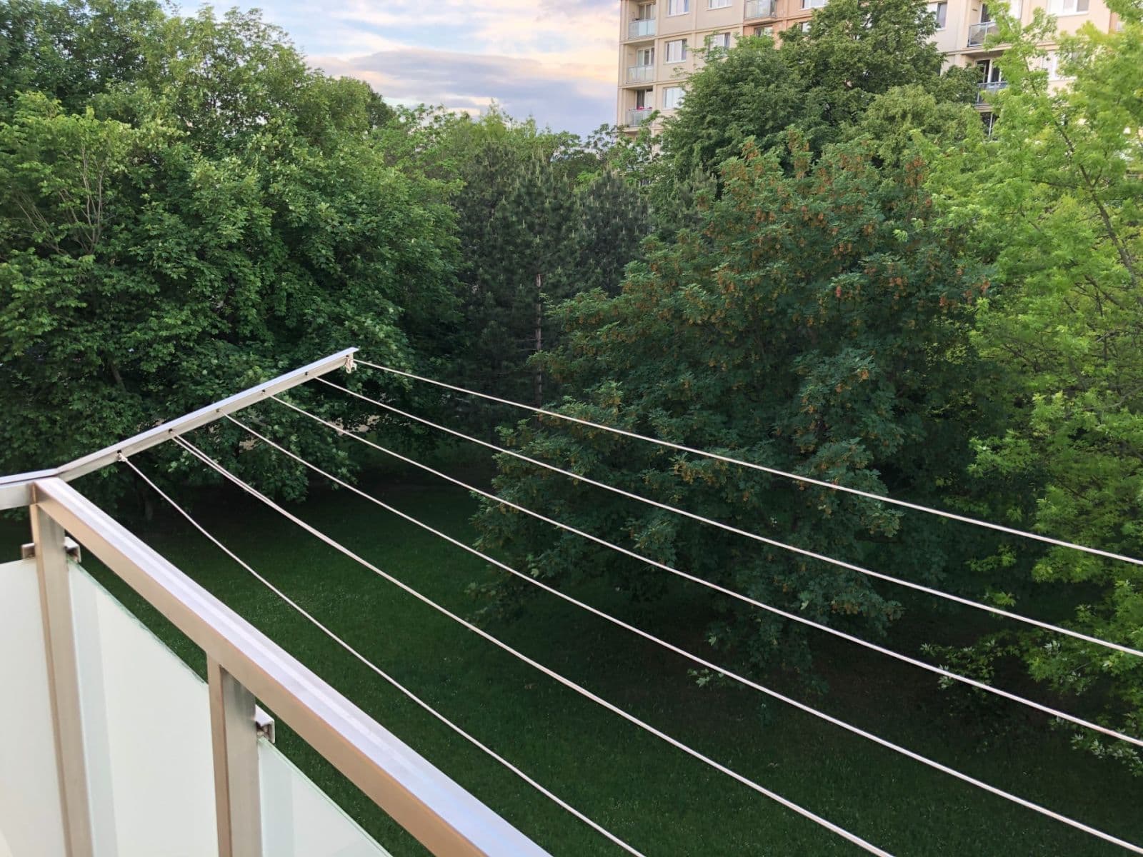 Prenájom bytu 2-izbový 55 m², Uránová, Ružinov, Bratislavský kraj Prenájom bytu 2-izbový 55 m², Uránová, Ružinov, Bratislavský kraj