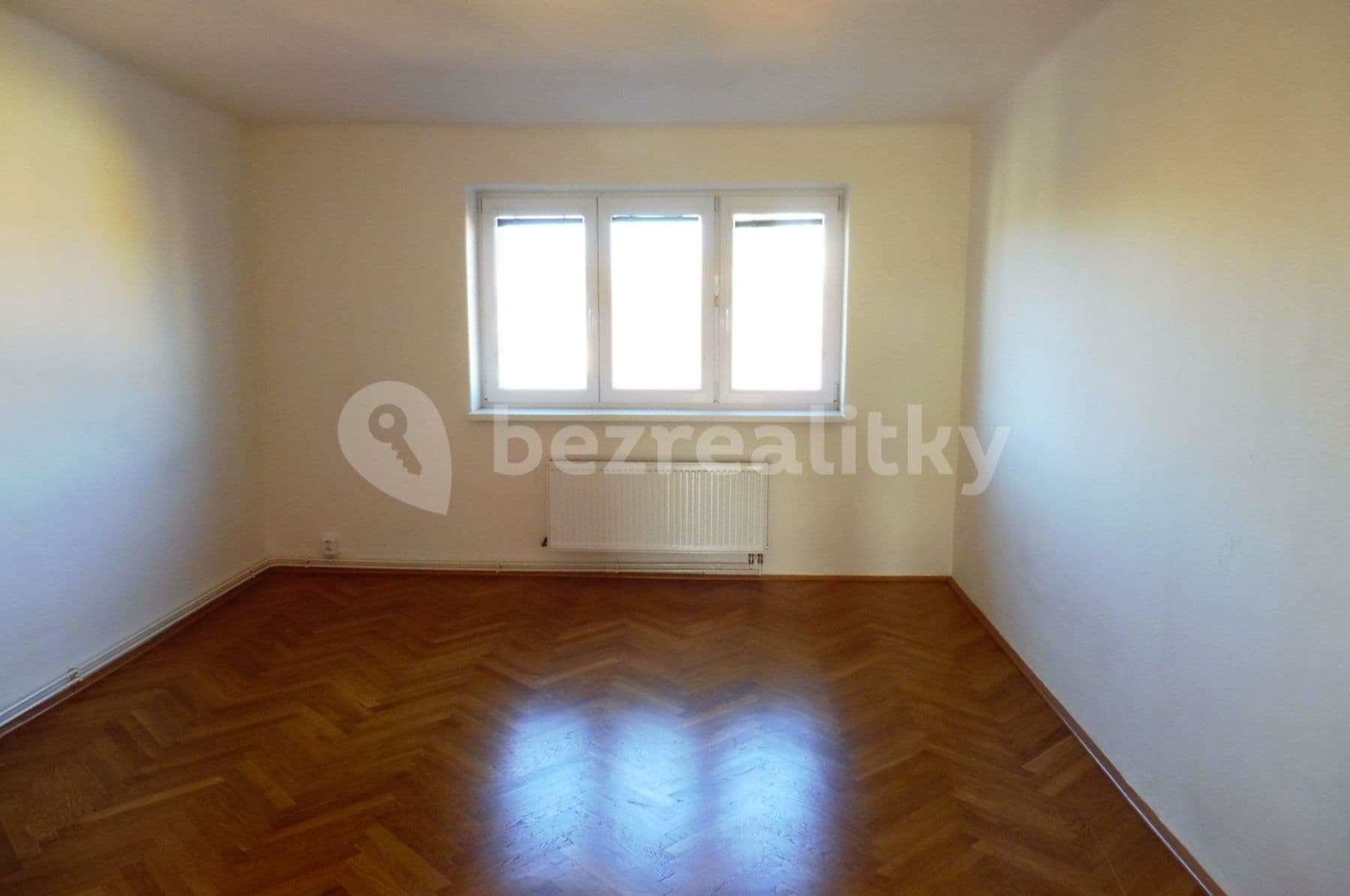 Prenájom bytu 1-izbový 43 m², Srbská, Brno, Jihomoravský kraj Prenájom bytu 1-izbový 43 m², Srbská, Brno, Jihomoravský kraj