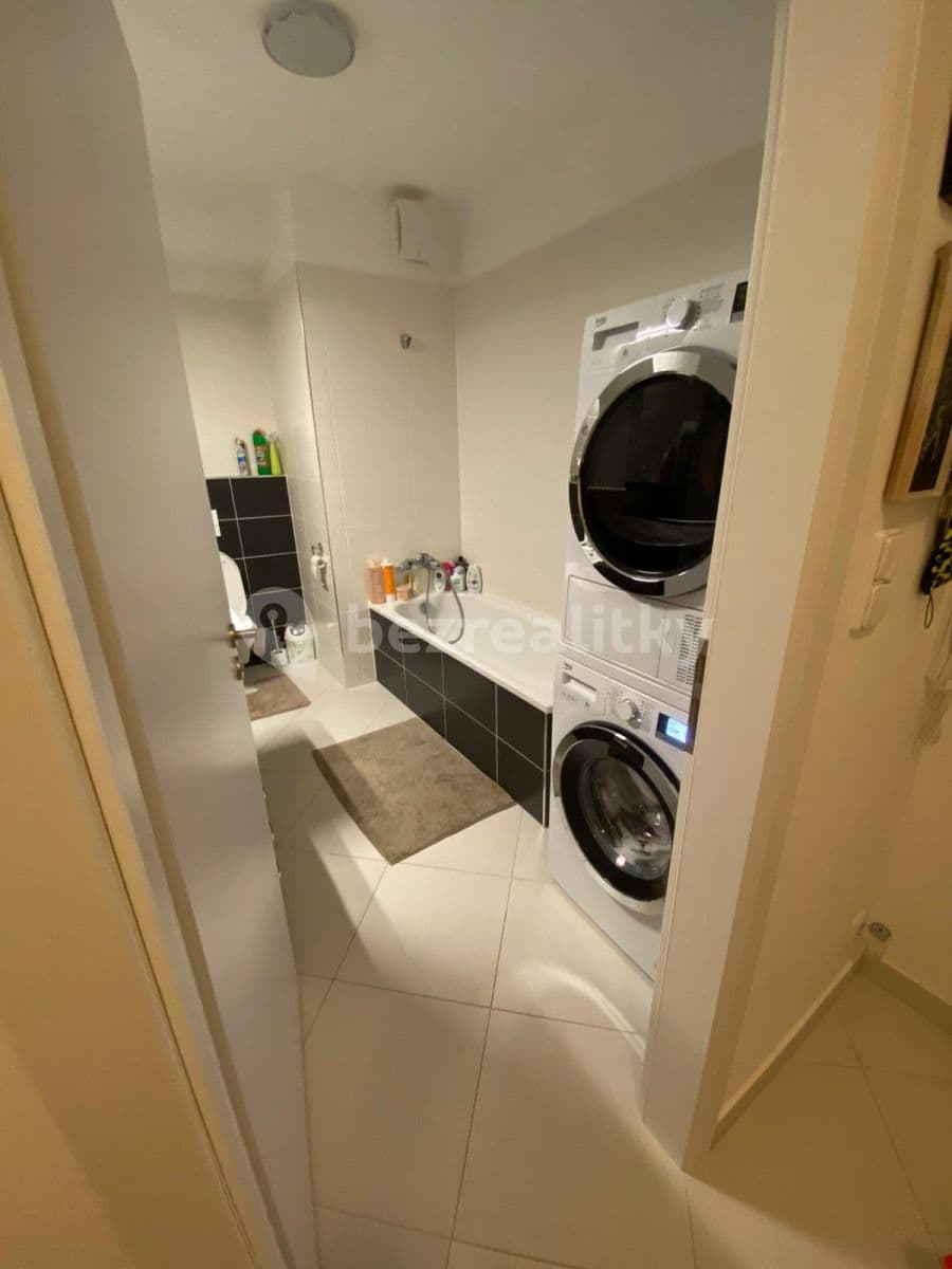 Prenájom bytu 2-izbový 53 m², Honzíkova, Praha, Praha Prenájom bytu 2-izbový 53 m², Honzíkova, Praha, Praha