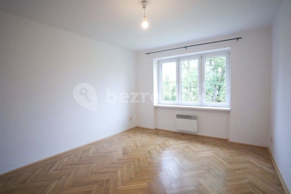 Prenájom bytu 2-izbový 57 m², Pod Školou, Ústí nad Labem, Ústecký kraj Prenájom bytu 2-izbový 57 m², Pod Školou, Ústí nad Labem, Ústecký kraj