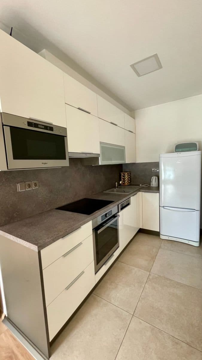 Prenájom bytu 2-izbový 53 m², Brno, Jihomoravský kraj Prenájom bytu 2-izbový 53 m², Brno, Jihomoravský kraj