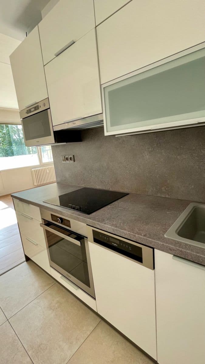 Prenájom bytu 2-izbový 53 m², Brno, Jihomoravský kraj Prenájom bytu 2-izbový 53 m², Brno, Jihomoravský kraj