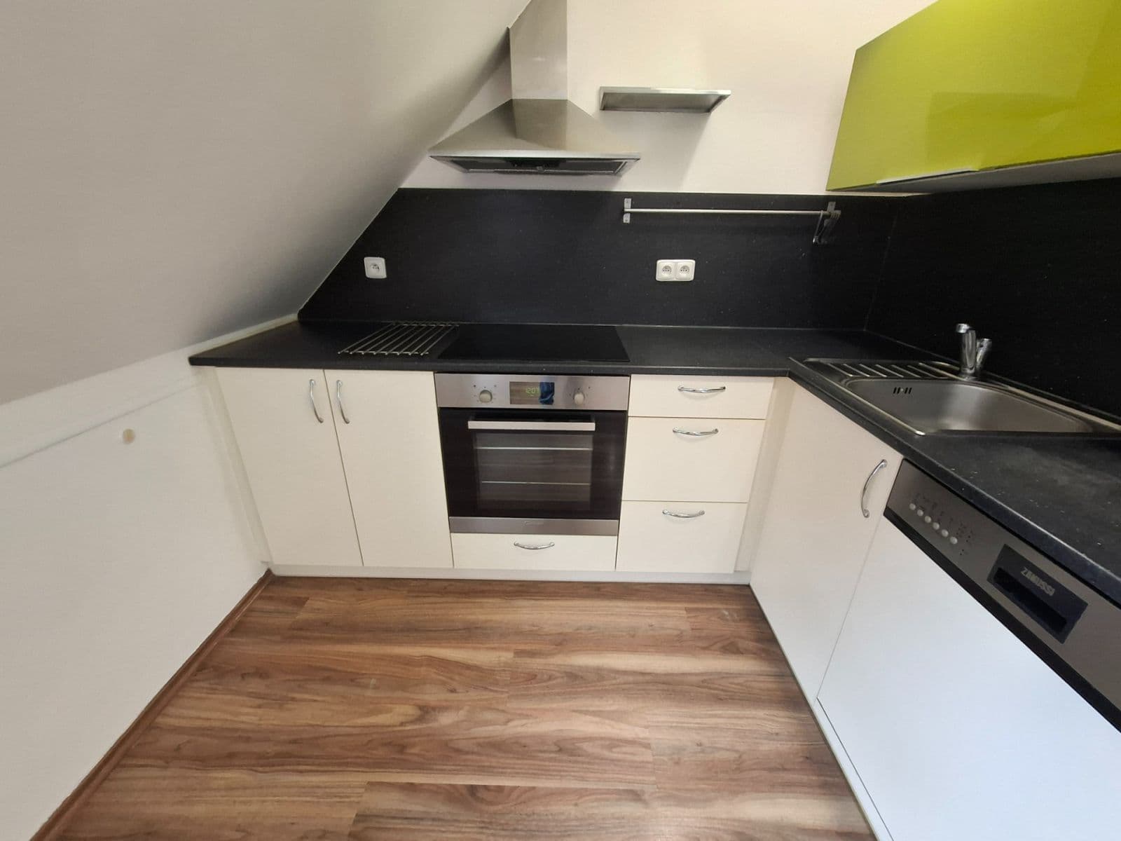 Prenájom bytu 2-izbový 66 m², Beroun, Beroun, Středočeský kraj Prenájom bytu 2-izbový 66 m², Beroun, Beroun, Středočeský kraj