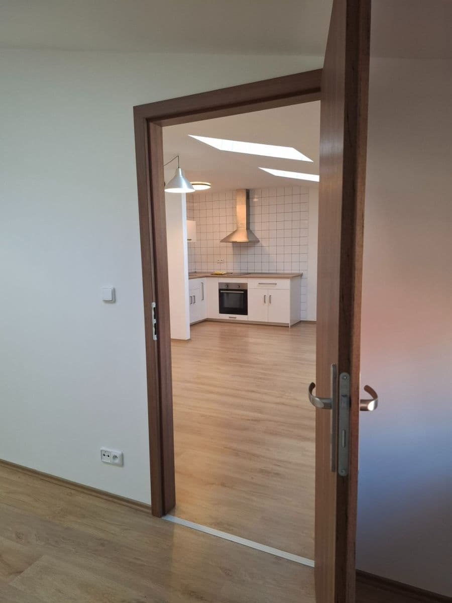 Prenájom bytu 2-izbový 66 m², Beroun, Beroun, Středočeský kraj Prenájom bytu 2-izbový 66 m², Beroun, Beroun, Středočeský kraj