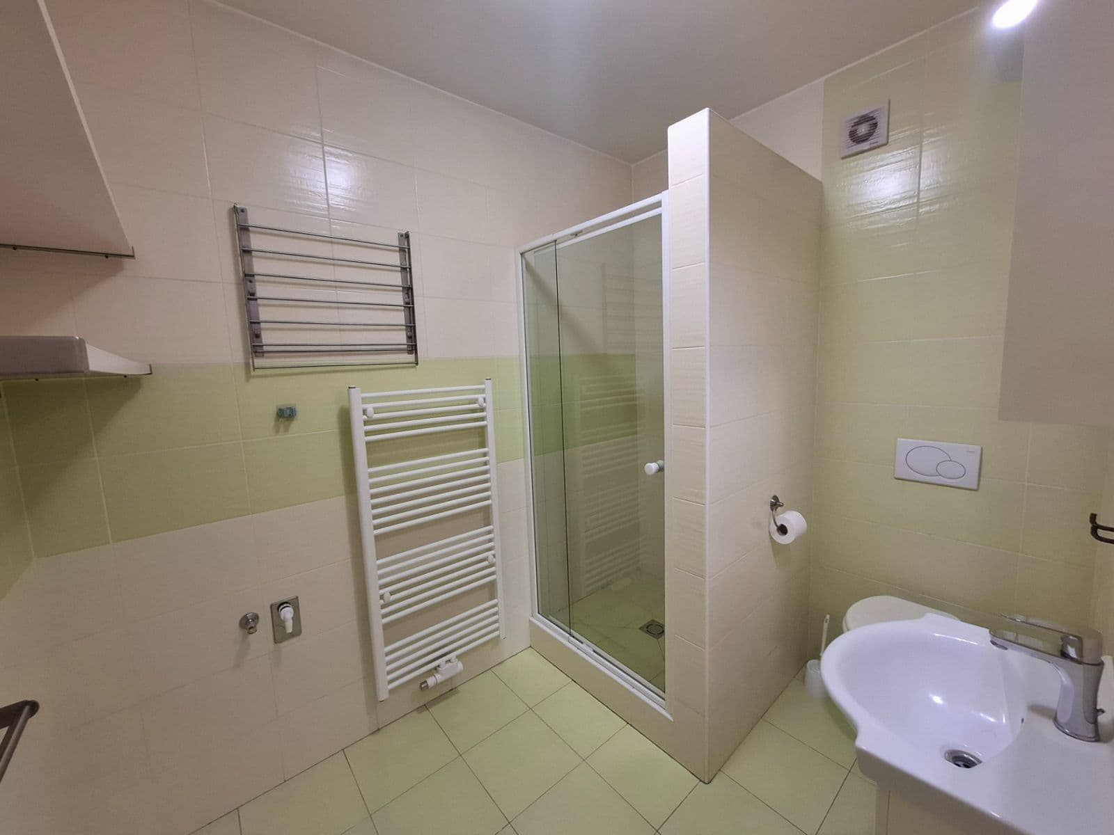 Prenájom bytu 2-izbový 56 m², Beroun, Beroun, Středočeský kraj Prenájom bytu 2-izbový 56 m², Beroun, Beroun, Středočeský kraj