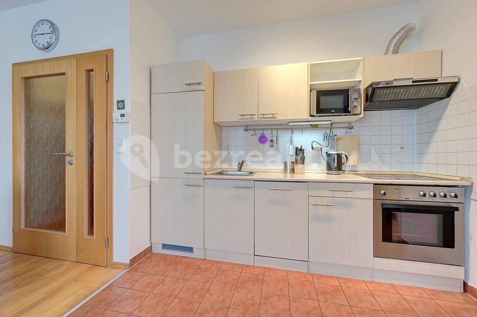 Prenájom bytu 2-izbový 42 m², Čistovická, Praha, Praha Prenájom bytu 2-izbový 42 m², Čistovická, Praha, Praha