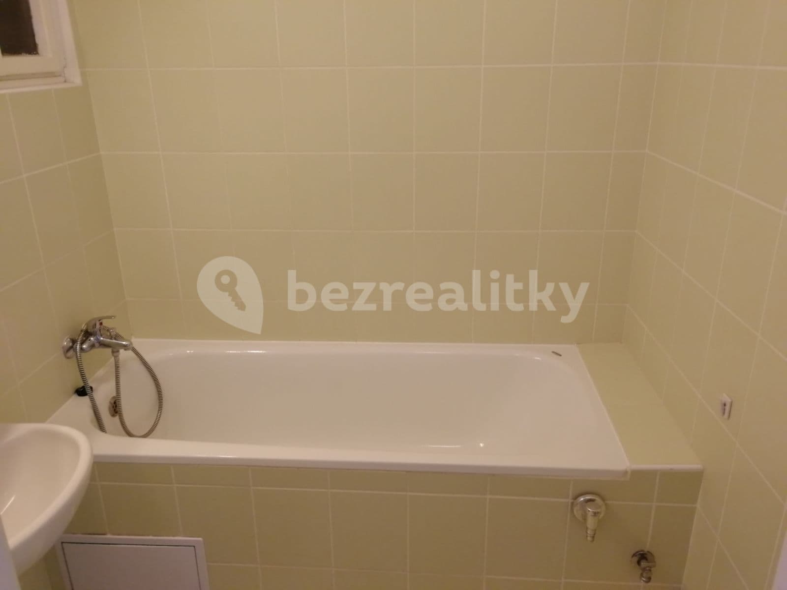 Prenájom bytu 2-izbový 48 m², Křižíkova, Praha, Praha Prenájom bytu 2-izbový 48 m², Křižíkova, Praha, Praha