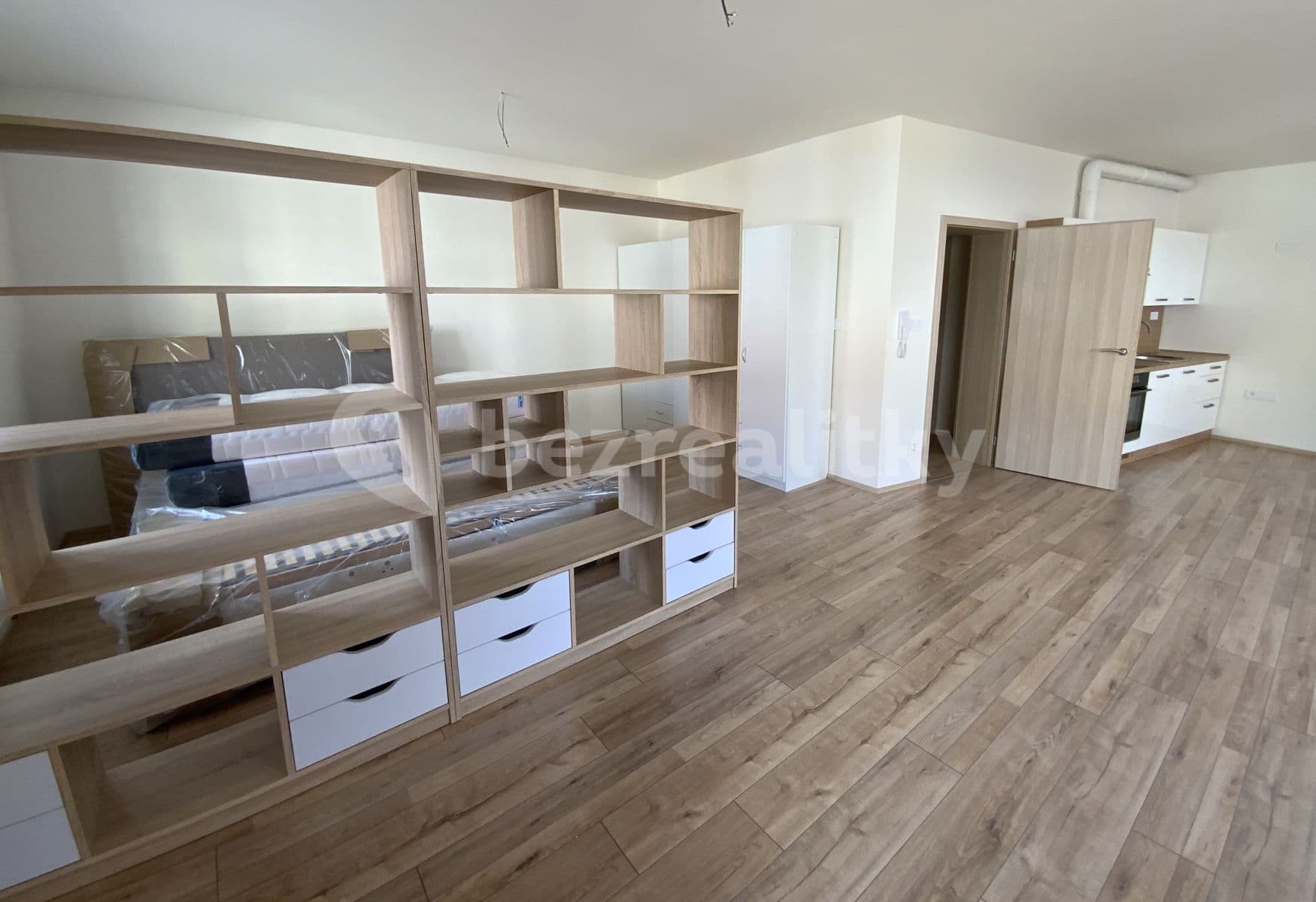 Prenájom bytu 1-izbový 65 m², Masarykovo náměstí, Šlapanice, Jihomoravský kraj Prenájom bytu 1-izbový 65 m², Masarykovo náměstí, Šlapanice, Jihomoravský kraj