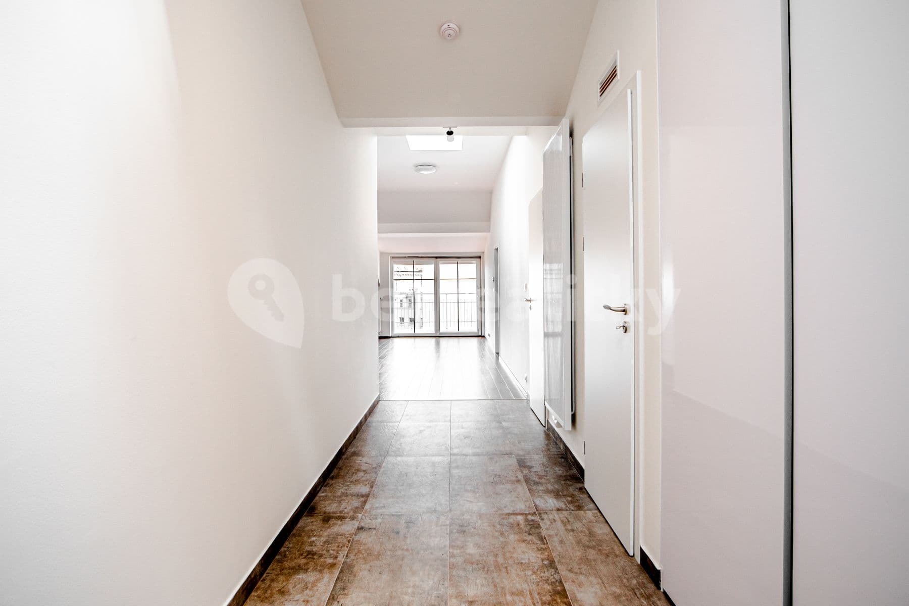 Prenájom bytu 5-izbový 184 m², Lípová, Praha, Praha Prenájom bytu 5-izbový 184 m², Lípová, Praha, Praha