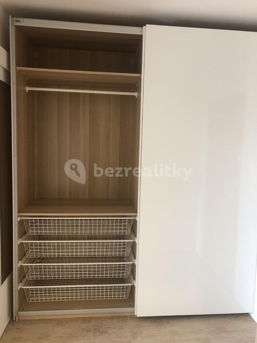 Prenájom bytu Garsoniéra 26 m², Písnická, Praha, Praha Prenájom bytu Garsoniéra 26 m², Písnická, Praha, Praha