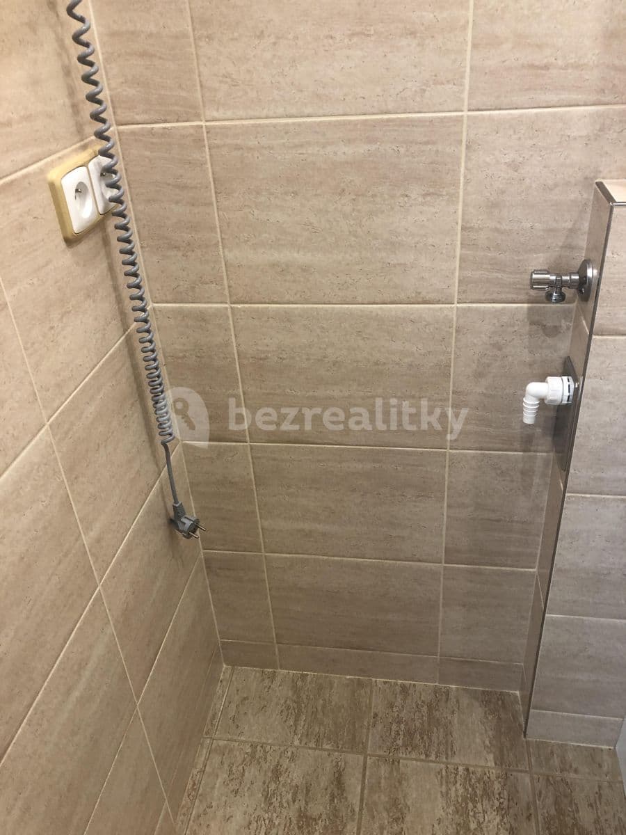 Prenájom bytu Garsoniéra 26 m², Písnická, Praha, Praha Prenájom bytu Garsoniéra 26 m², Písnická, Praha, Praha