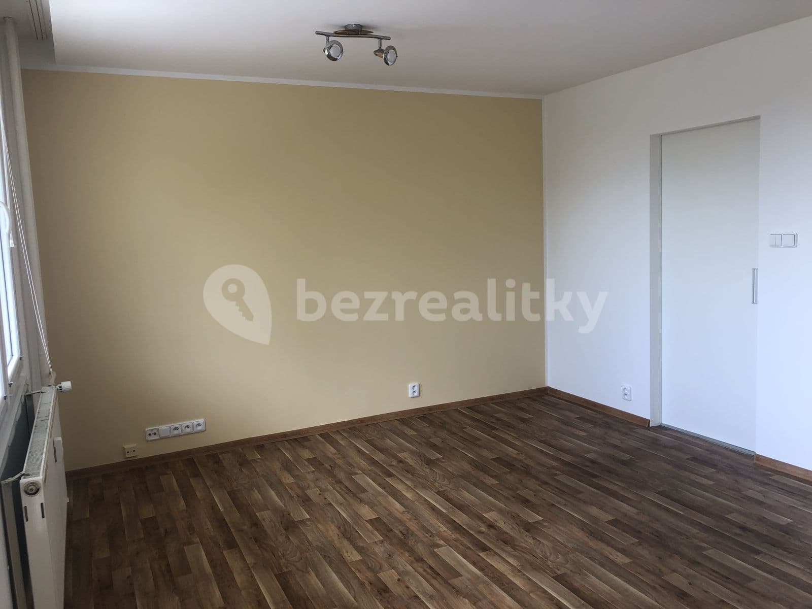 Prenájom bytu Garsoniéra 26 m², Písnická, Praha, Praha Prenájom bytu Garsoniéra 26 m², Písnická, Praha, Praha