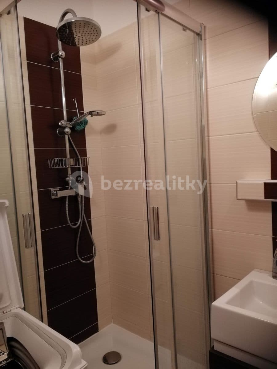Prenájom bytu 2-izbový 43 m², Radarová, Ružinov, Bratislavský kraj Prenájom bytu 2-izbový 43 m², Radarová, Ružinov, Bratislavský kraj