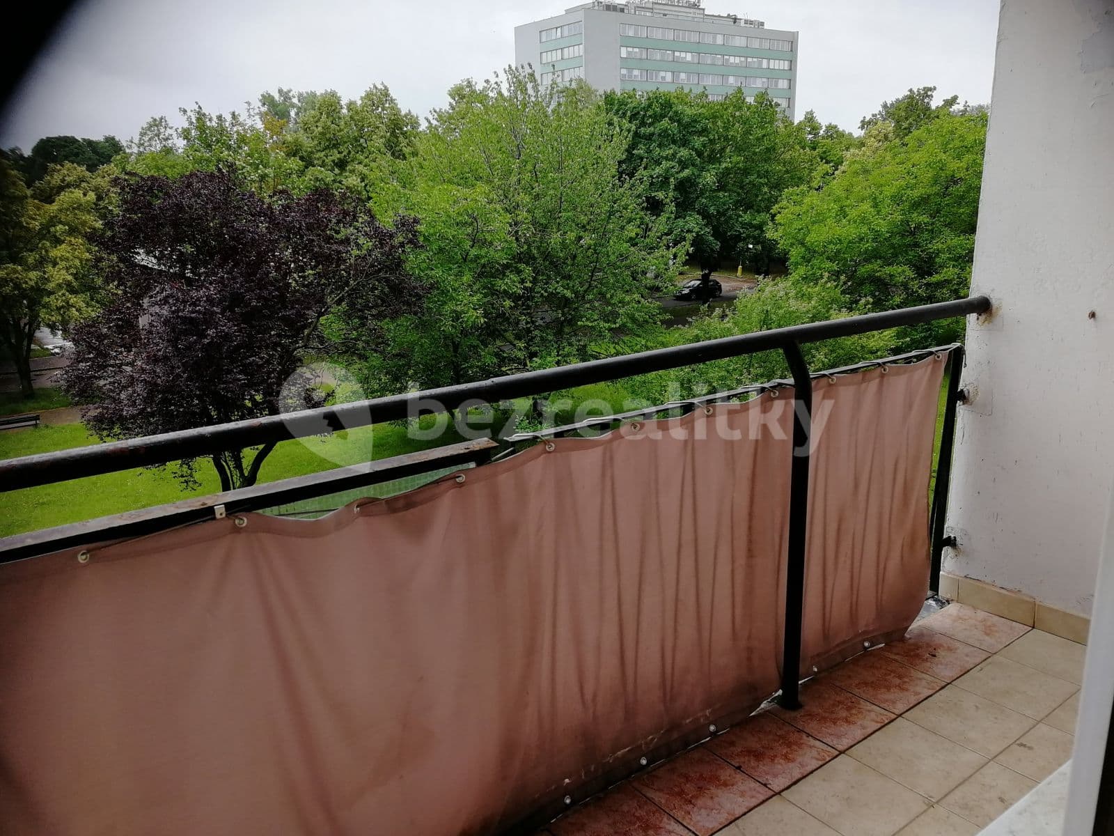 Prenájom bytu 2-izbový 43 m², Radarová, Ružinov, Bratislavský kraj Prenájom bytu 2-izbový 43 m², Radarová, Ružinov, Bratislavský kraj