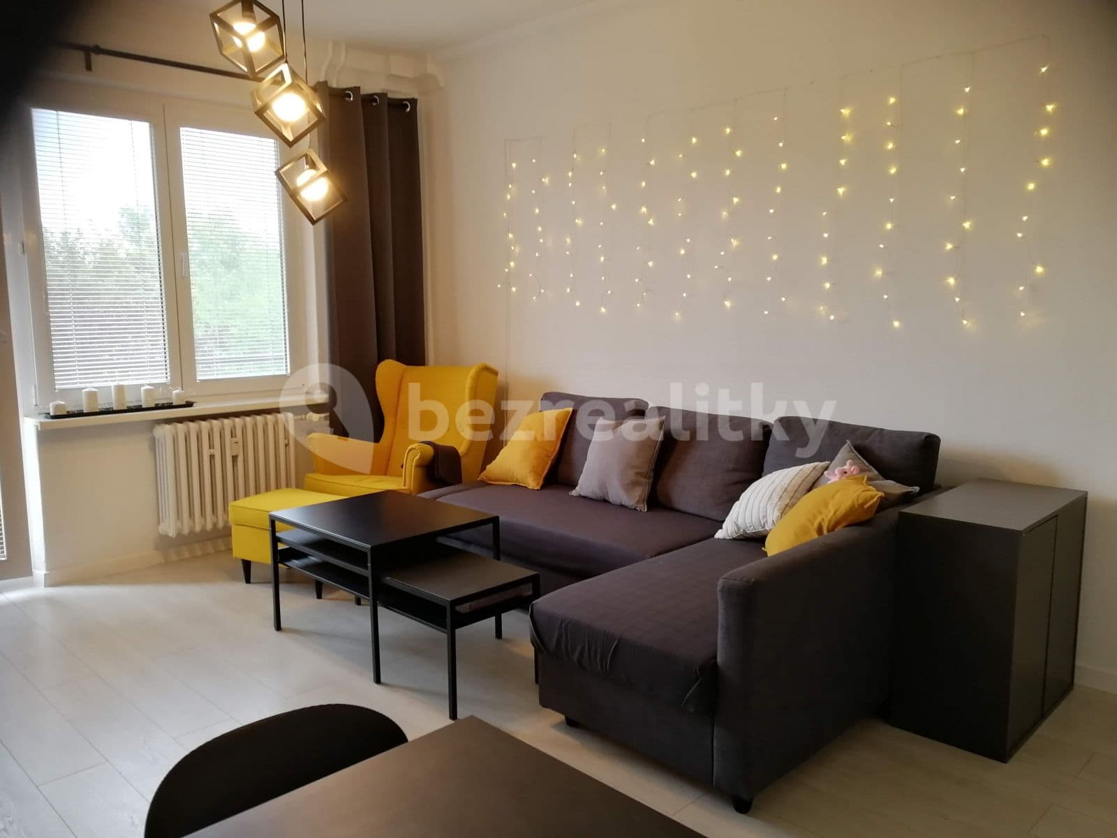 Prenájom bytu 2-izbový 43 m², Radarová, Ružinov, Bratislavský kraj Prenájom bytu 2-izbový 43 m², Radarová, Ružinov, Bratislavský kraj