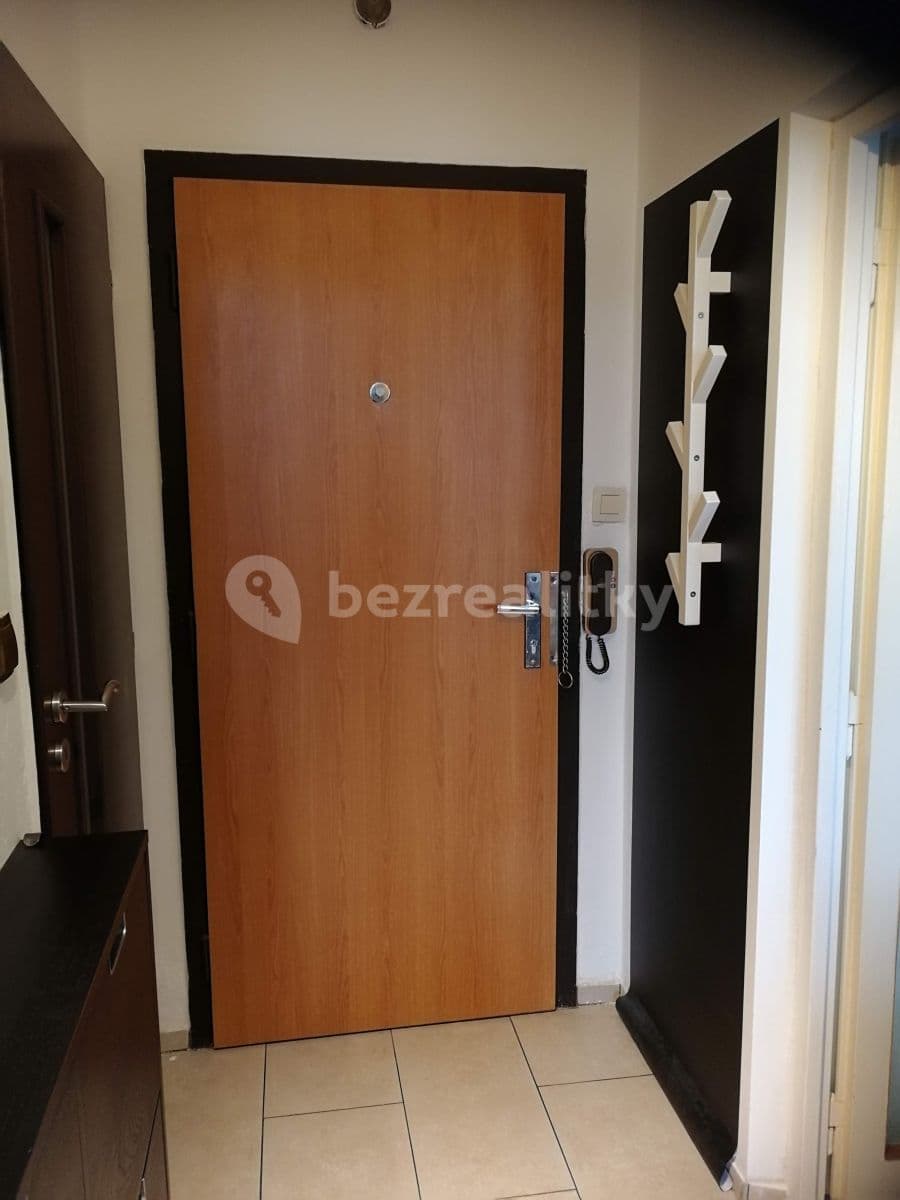 Prenájom bytu 2-izbový 43 m², Radarová, Ružinov, Bratislavský kraj Prenájom bytu 2-izbový 43 m², Radarová, Ružinov, Bratislavský kraj