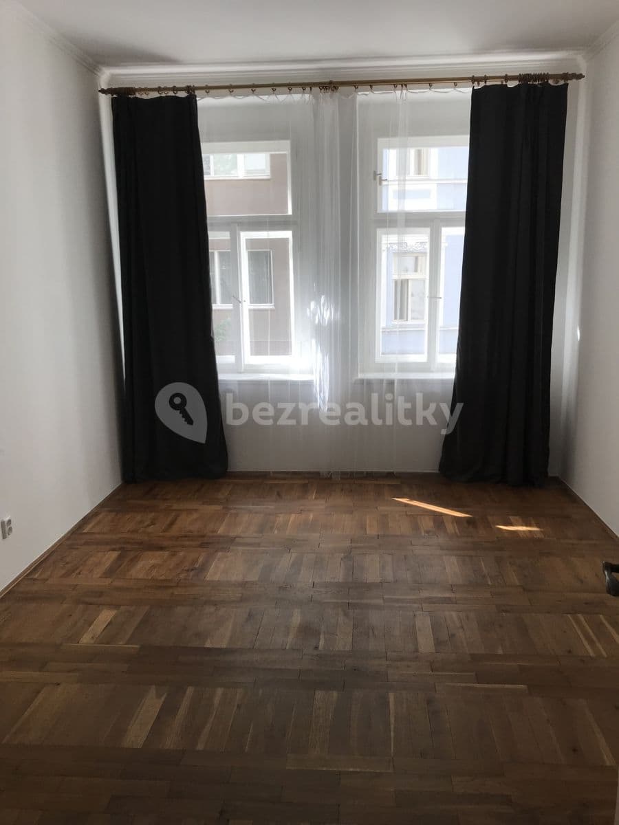 Prenájom bytu 1-izbový 28 m², Záhřebská, Praha, Praha Prenájom bytu 1-izbový 28 m², Záhřebská, Praha, Praha