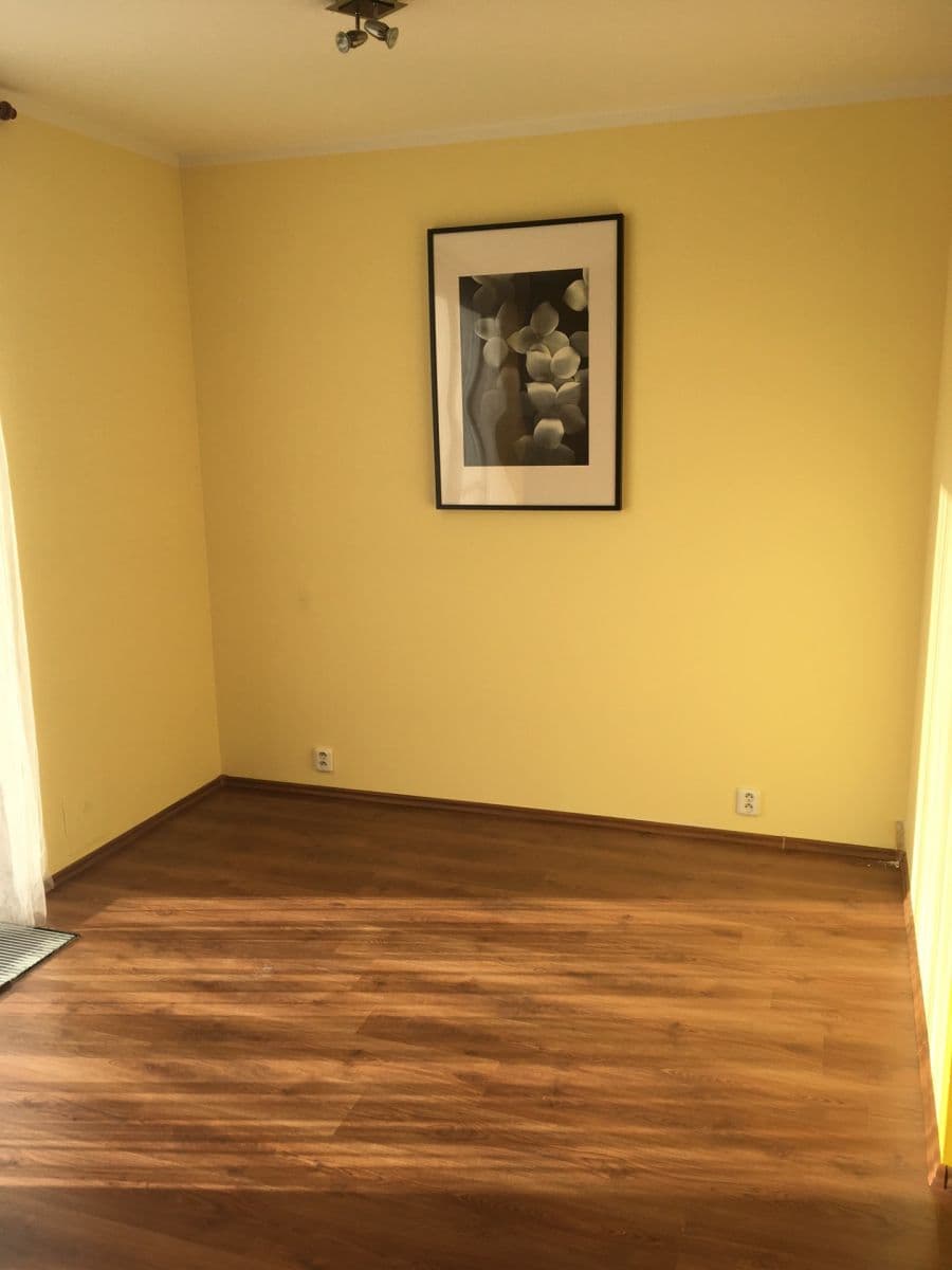 Prenájom bytu 1-izbový 33 m², Pod Lipami, Praha, Praha Prenájom bytu 1-izbový 33 m², Pod Lipami, Praha, Praha