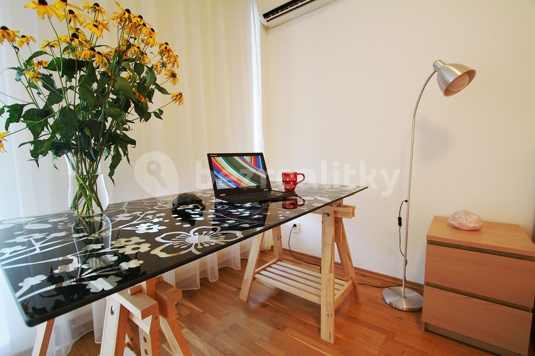 Prenájom bytu 2-izbový 60 m², Drieňová, Ružinov, Bratislavský kraj
