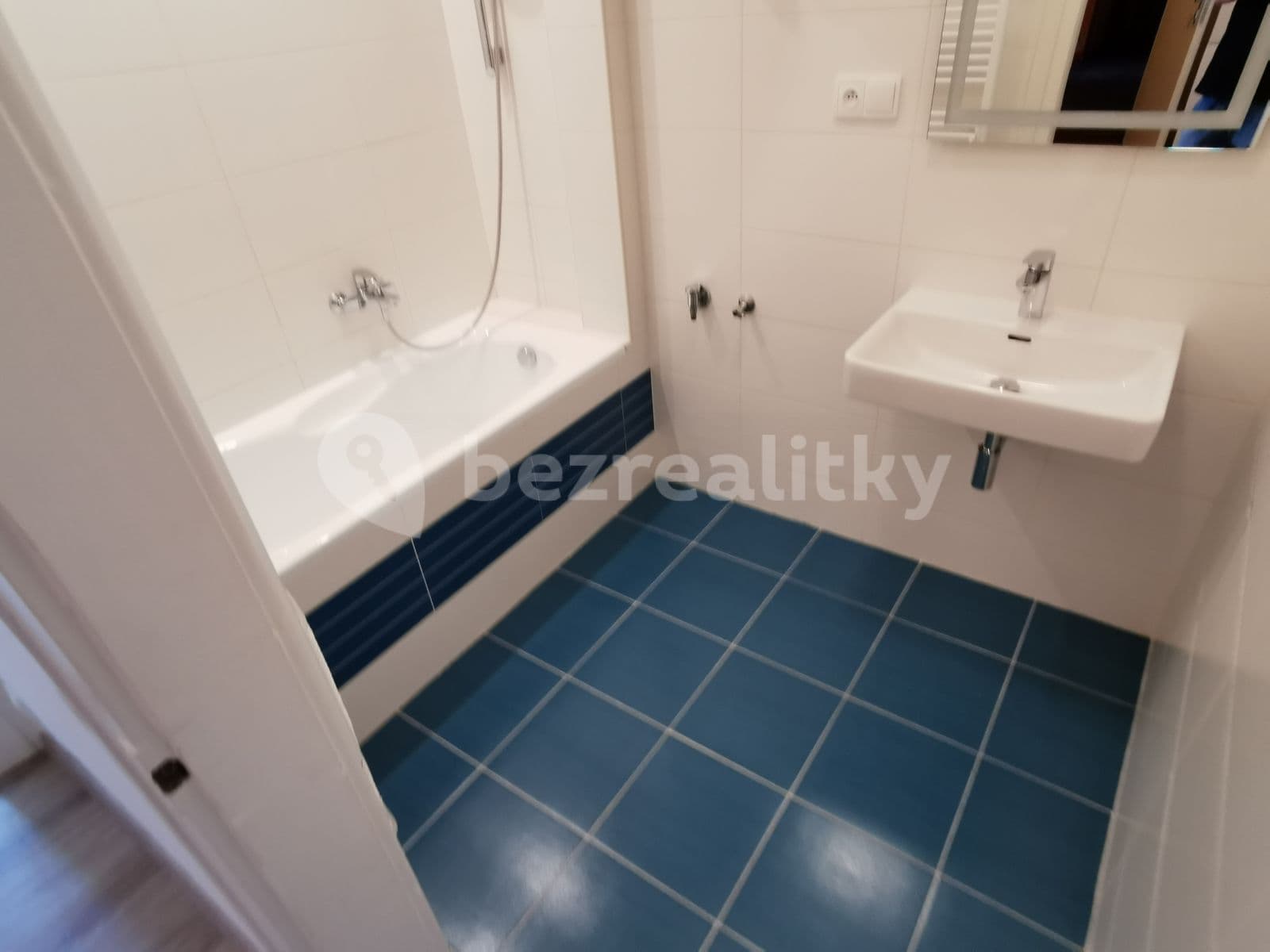 Prenájom bytu 2-izbový 51 m², Novovysočanská, Praha, Praha Prenájom bytu 2-izbový 51 m², Novovysočanská, Praha, Praha