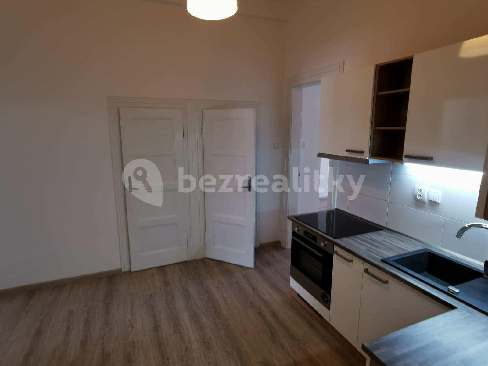 Prenájom bytu 2-izbový 51 m², Novovysočanská, Praha, Praha Prenájom bytu 2-izbový 51 m², Novovysočanská, Praha, Praha
