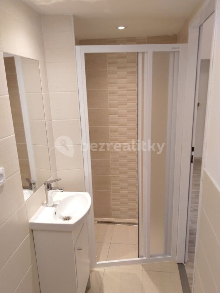 Prenájom bytu Garsoniéra 22 m², Lublaňská, Praha, Praha Prenájom bytu Garsoniéra 22 m², Lublaňská, Praha, Praha