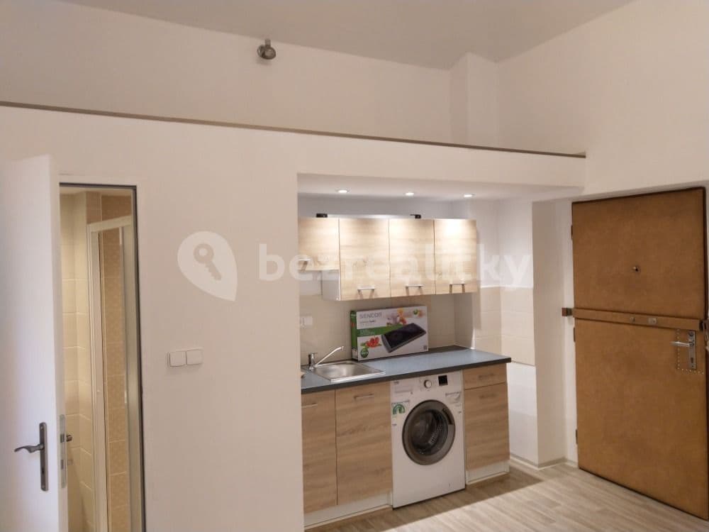 Prenájom bytu Garsoniéra 22 m², Lublaňská, Praha, Praha Prenájom bytu Garsoniéra 22 m², Lublaňská, Praha, Praha