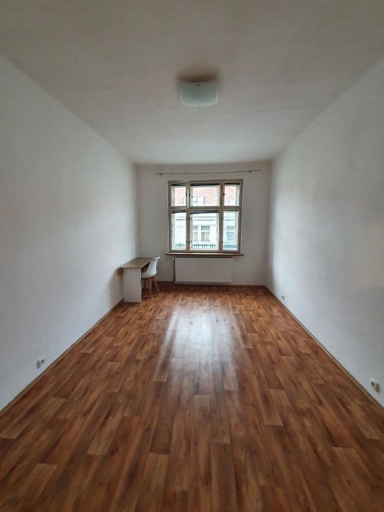 Prenájom bytu 2-izbový 64 m², Moravská, Praha, Praha Prenájom bytu 2-izbový 64 m², Moravská, Praha, Praha