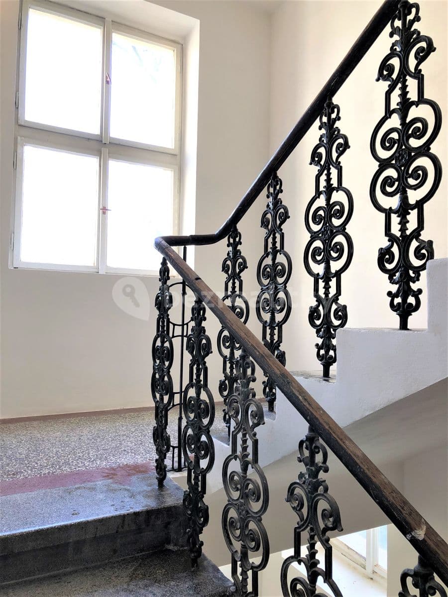 Prenájom bytu Garsoniéra 33 m², Moskevská, Praha, Praha Prenájom bytu Garsoniéra 33 m², Moskevská, Praha, Praha