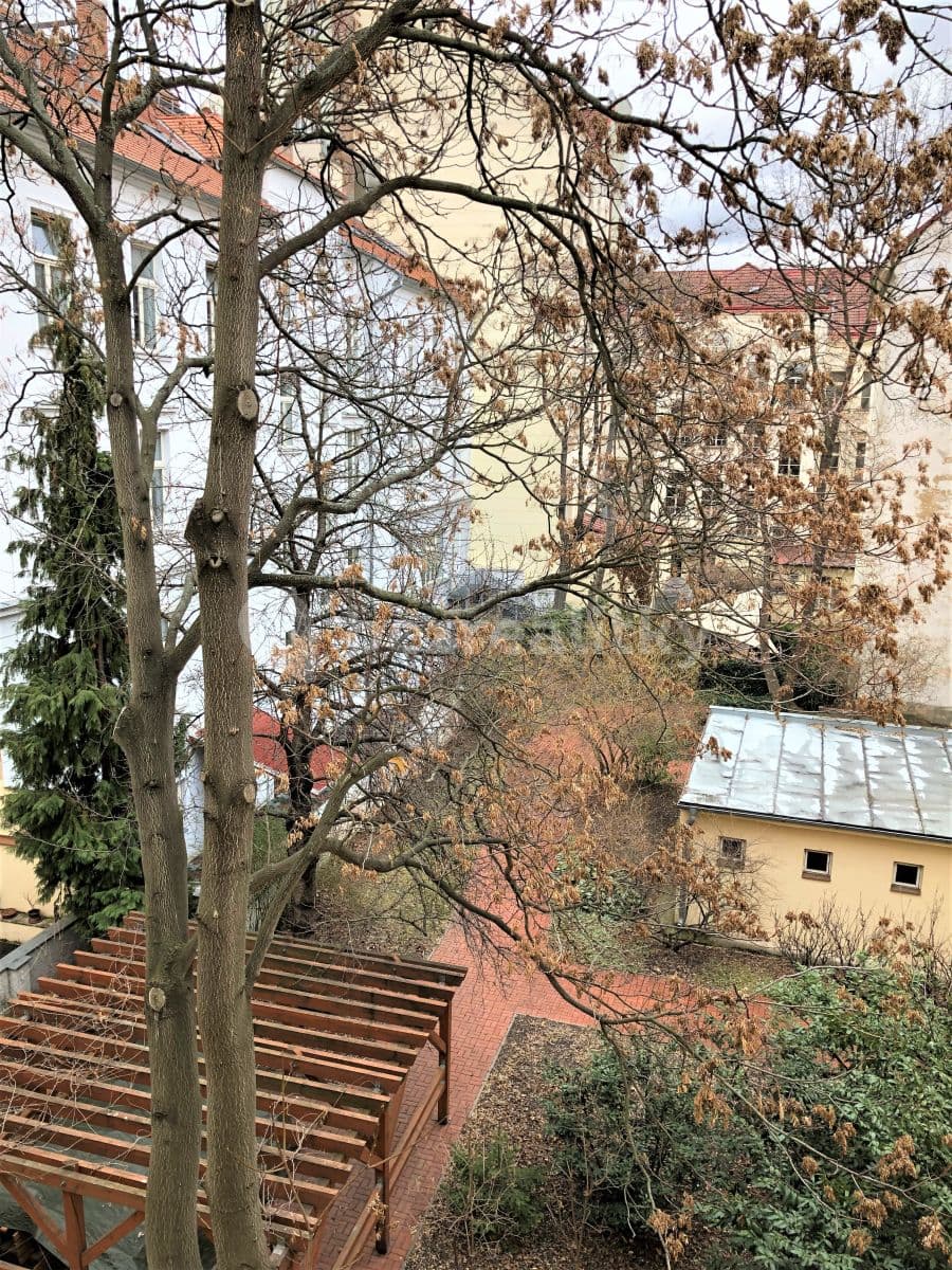 Prenájom bytu Garsoniéra 33 m², Moskevská, Praha, Praha Prenájom bytu Garsoniéra 33 m², Moskevská, Praha, Praha