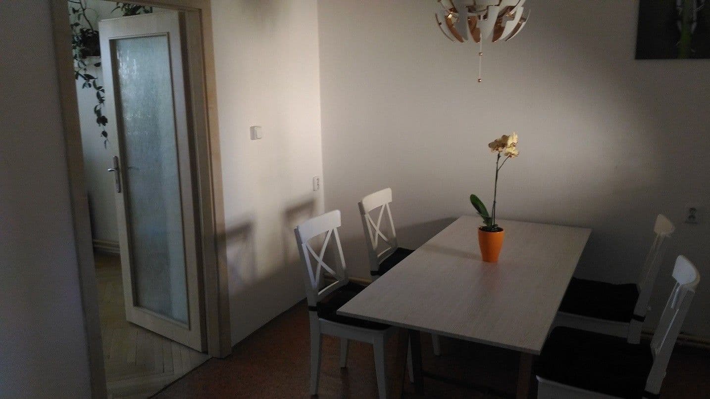 Prenájom bytu 3-izbový 87 m², Na Rozcestí, Praha, Praha Prenájom bytu 3-izbový 87 m², Na Rozcestí, Praha, Praha